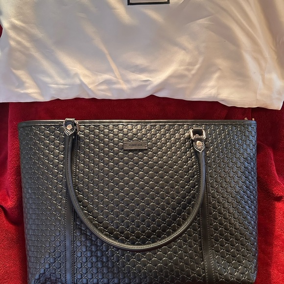 Gucci tote bag.  Brand new never used. - Picture 7 of 12